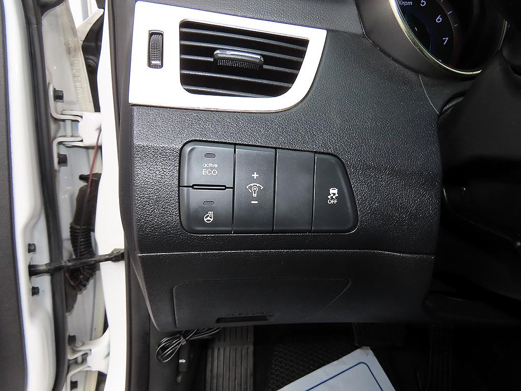 현대 아반떼MD M16 GDi 모던 - 이미지 2