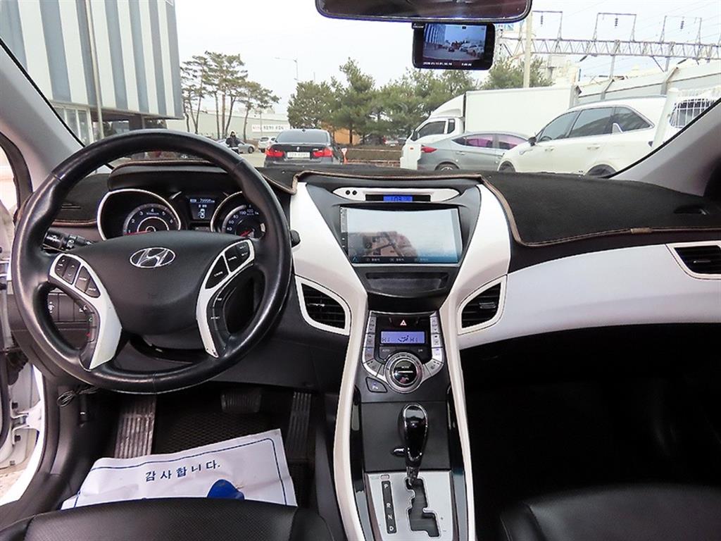 현대 아반떼MD M16 GDi 모던