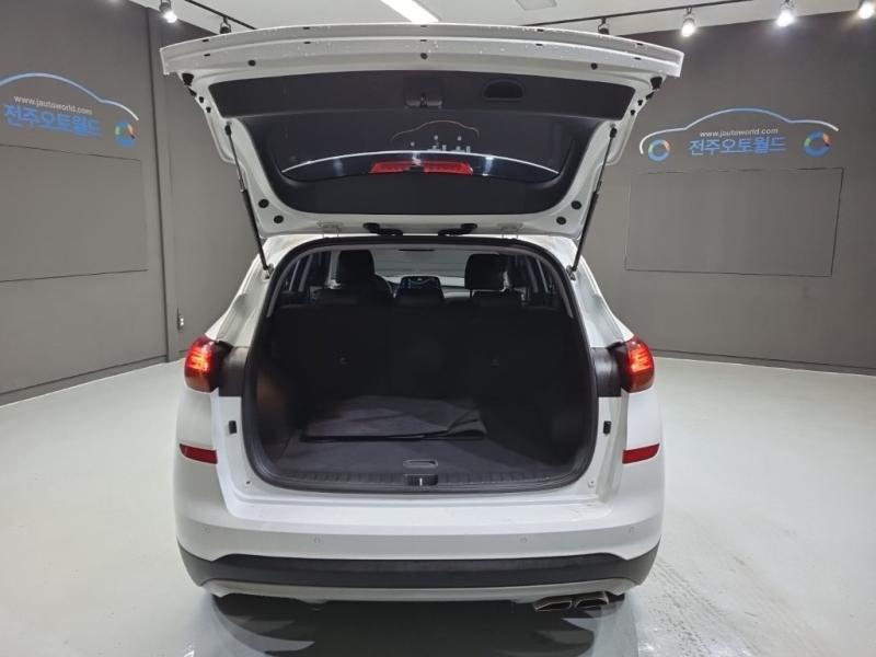 현대 신형 투싼 2.0 디젤 2WD 프리미엄 - 이미지 17