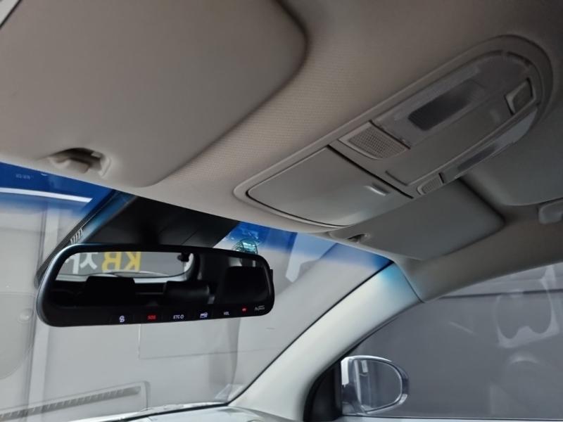 현대 신형 투싼 2.0 디젤 2WD 프리미엄 - 이미지 19