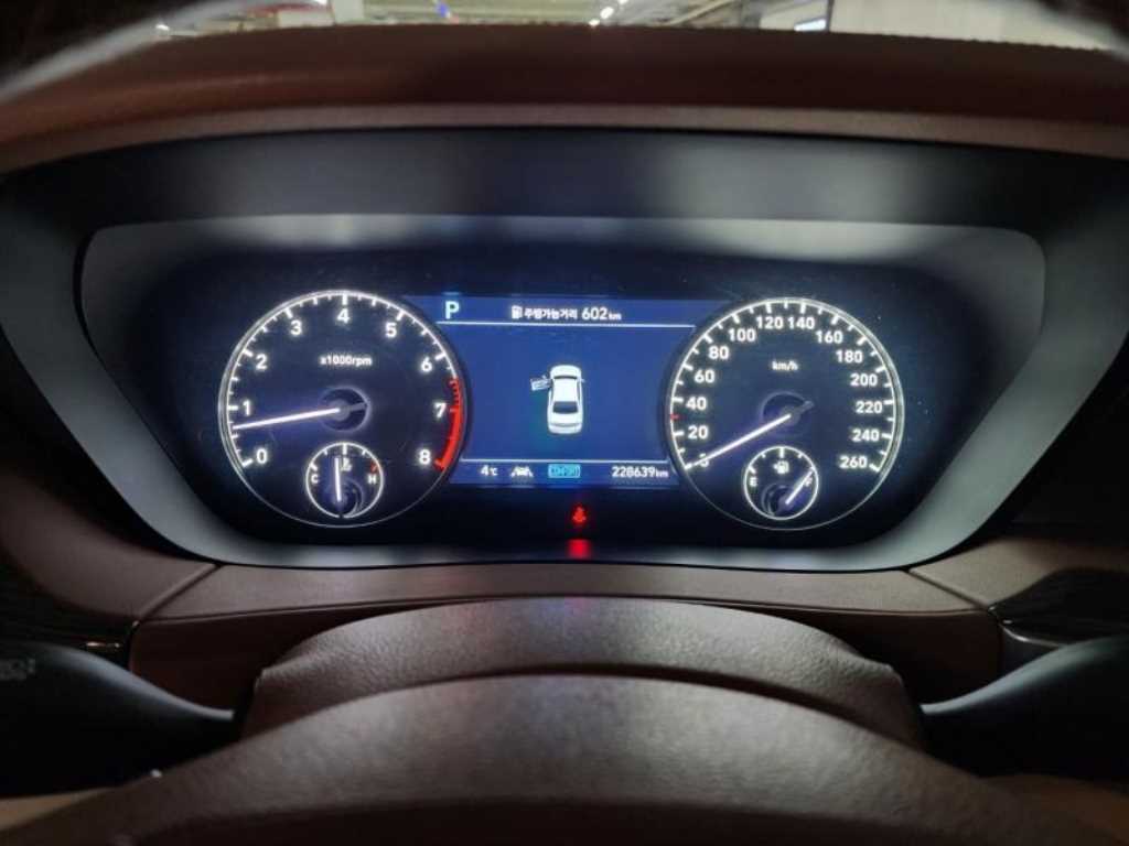 제네시스 G90 3.8 AWD 프리미엄 럭셔리 - 이미지 15