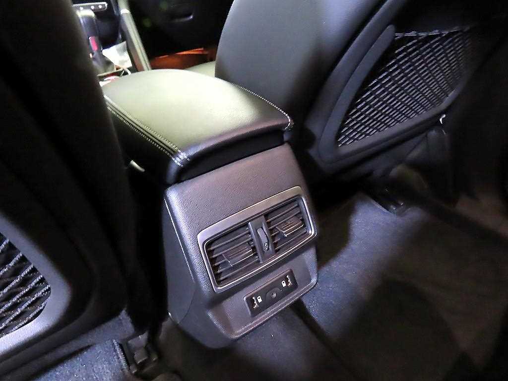 르노 (삼성) 뉴 QM6 2.0 LPe RE 시그니처 - 이미지 16