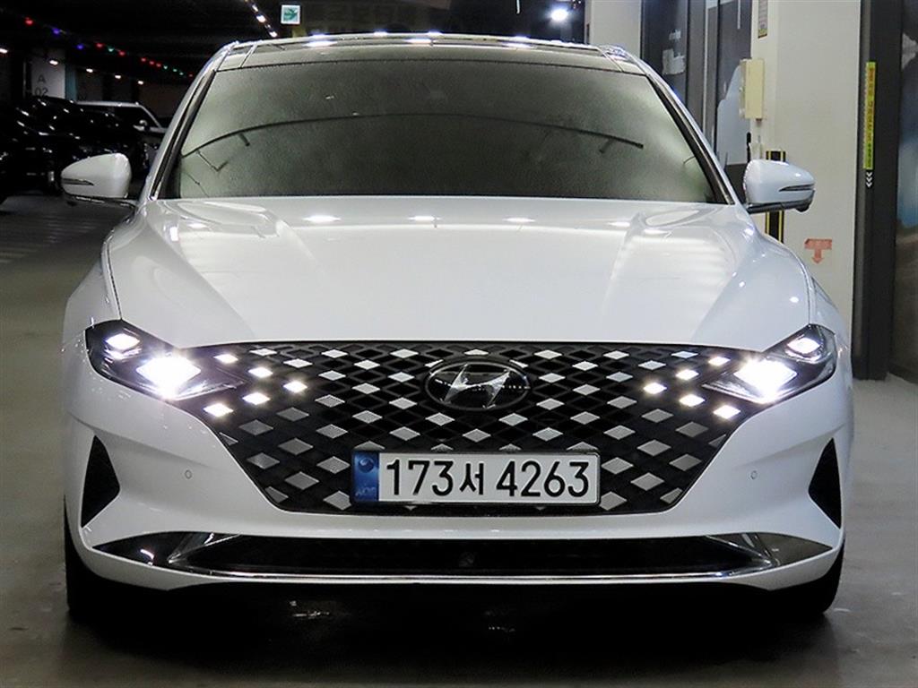 현대 더 뉴그랜저IG 하이브리드 2.4 HEV 르블랑 - 이미지 16