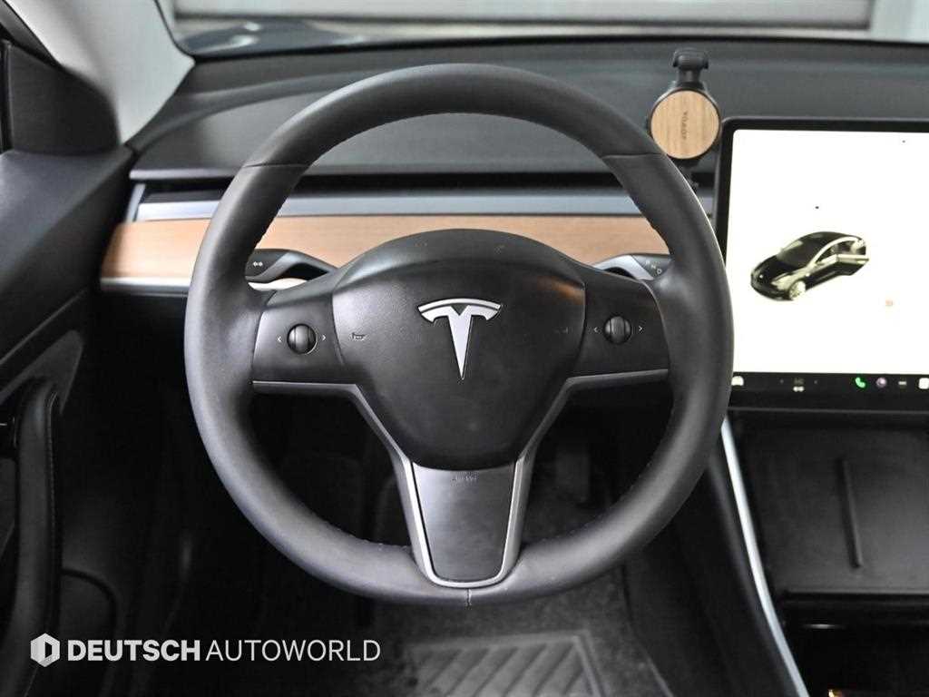 테슬라 모델 3 AWD 롱 레인지 - 이미지 15