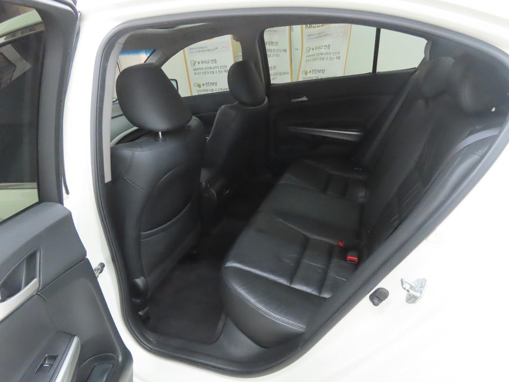 혼다 어코드(8세대) 2.4 - 이미지 14