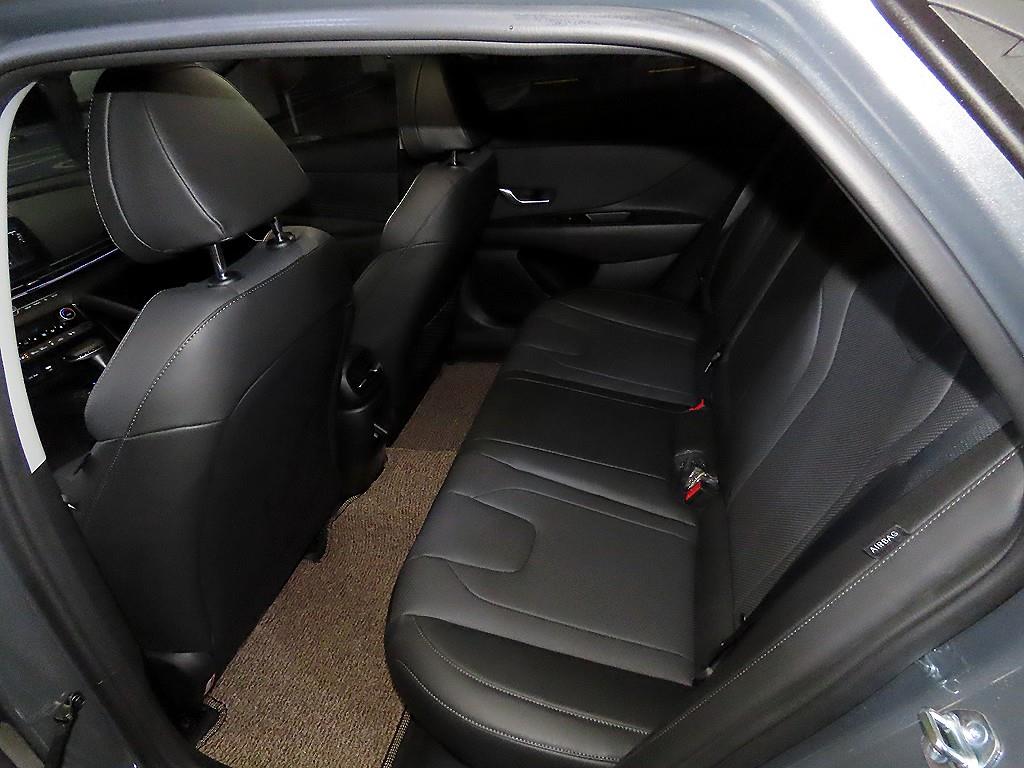 현대 더 뉴아반떼 하이브리드(CN7) 1.6 HEV 인스퍼레이션