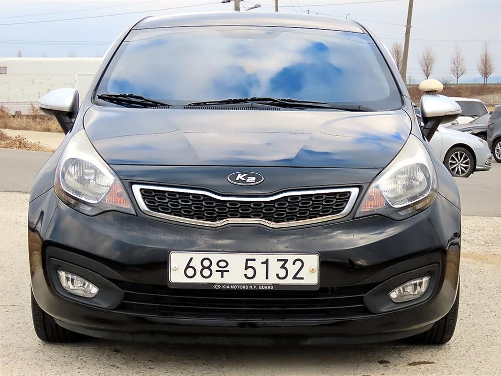 기아 올 뉴프라이드 4도어 1.6 GDI 럭셔리 - 이미지 10