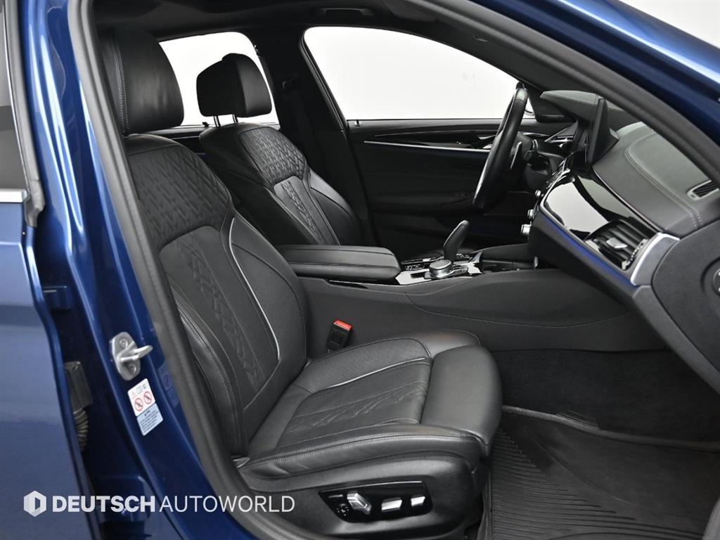 BMW 5시리즈(7세대) 540i xDrive M스포츠팩 - 이미지 20