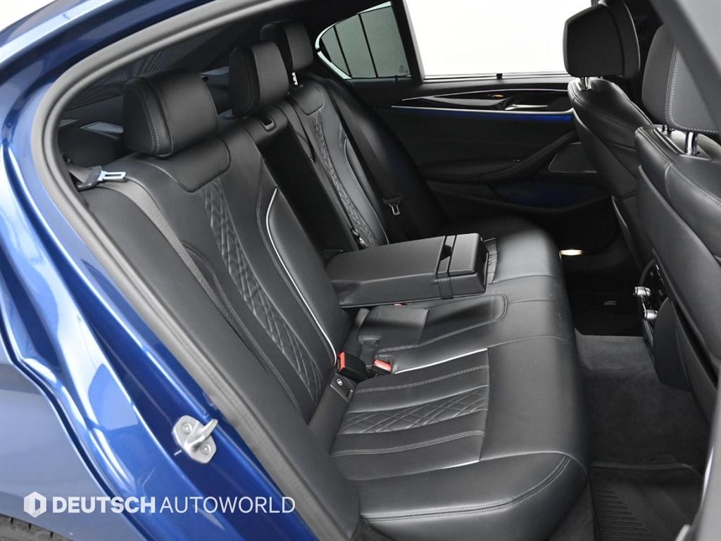 BMW 5시리즈(7세대) 540i xDrive M스포츠팩 - 이미지 2