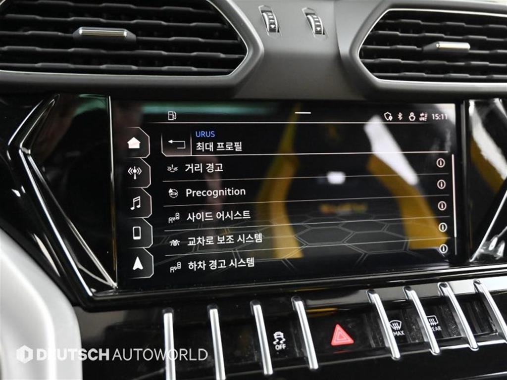 람보르기니 우루스 4.0 V8 - 이미지 3