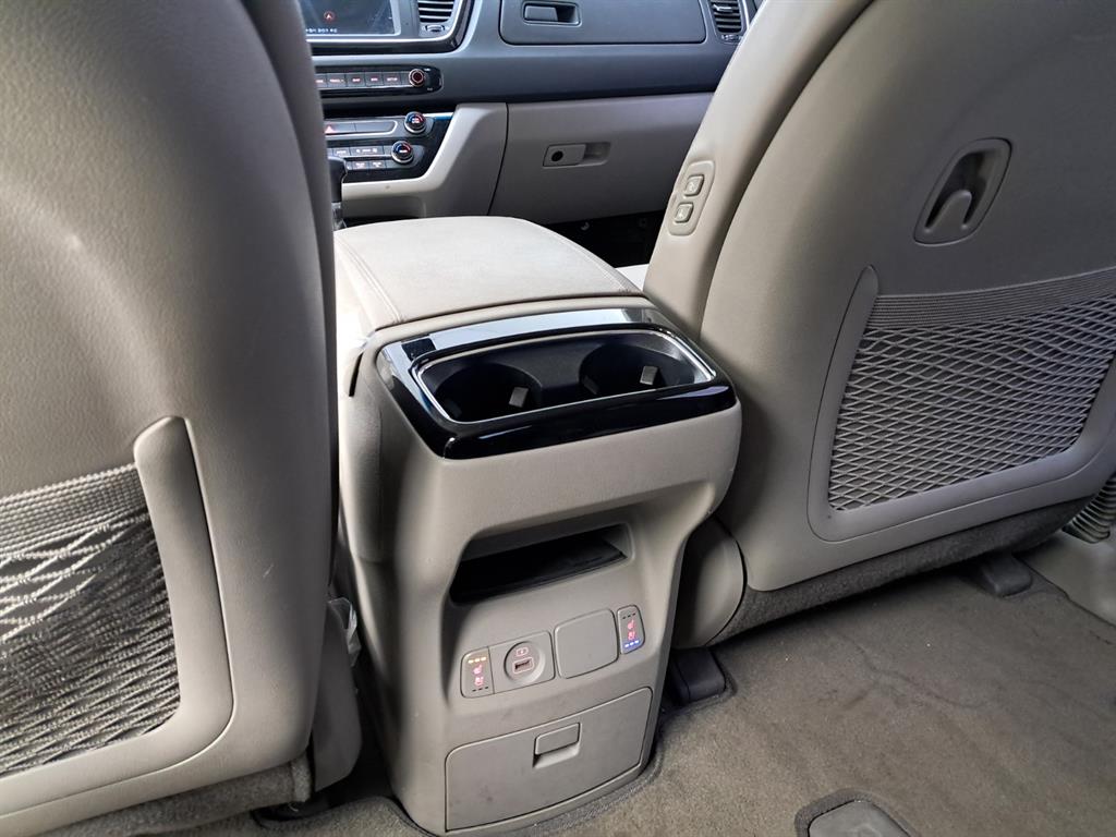 기아 더 뉴카니발 9인승 디젤 프레스티지 - 이미지 7