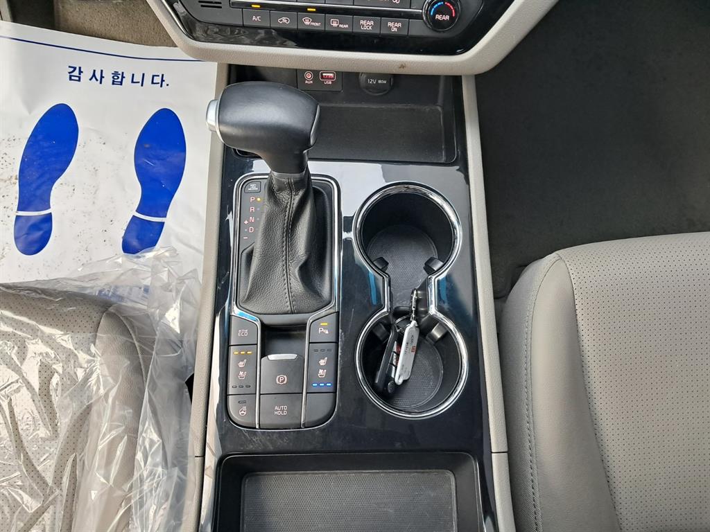 기아 더 뉴카니발 9인승 디젤 프레스티지 - 이미지 17