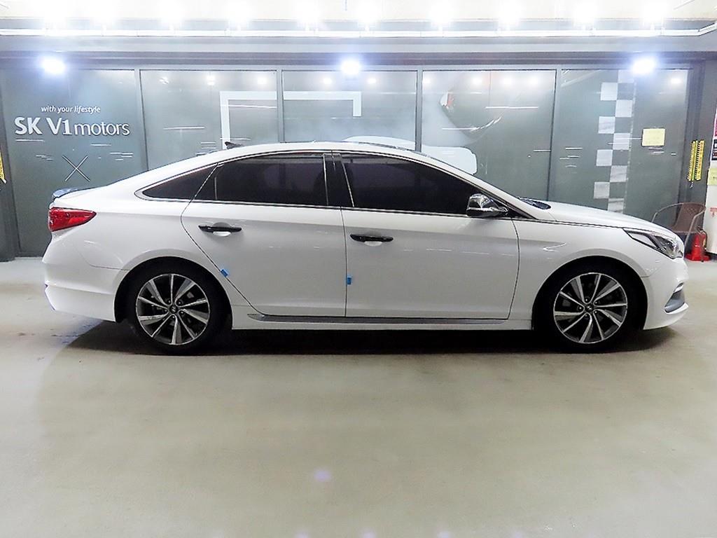 현대 LF쏘나타 2.0 터보 익스클루시브 - 이미지 6