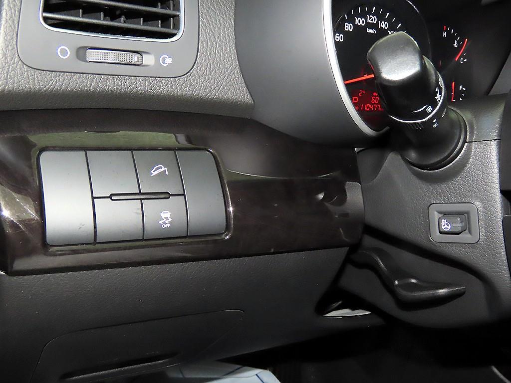 기아 뉴쏘렌토 R R2.0 2WD TLX - 이미지 6