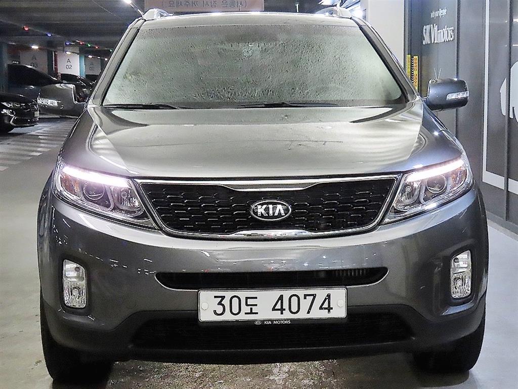 기아 뉴쏘렌토 R R2.0 2WD TLX - 이미지 18