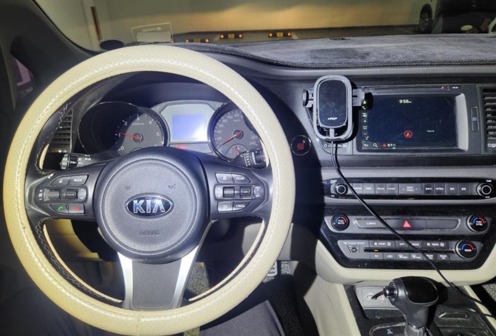 기아 올 뉴카니발 9인승 디젤 럭셔리 - 이미지 3