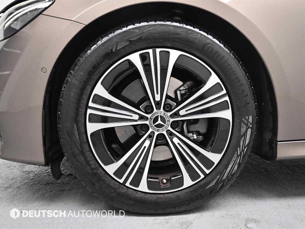 벤츠 E클래스(6세대) E200 아방가르드 - 이미지 7