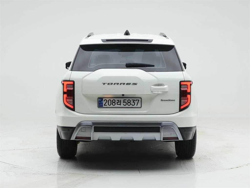 KG모빌리티(쌍용) 토레스 1.5 GDI-T 2WD T5 - 이미지 8