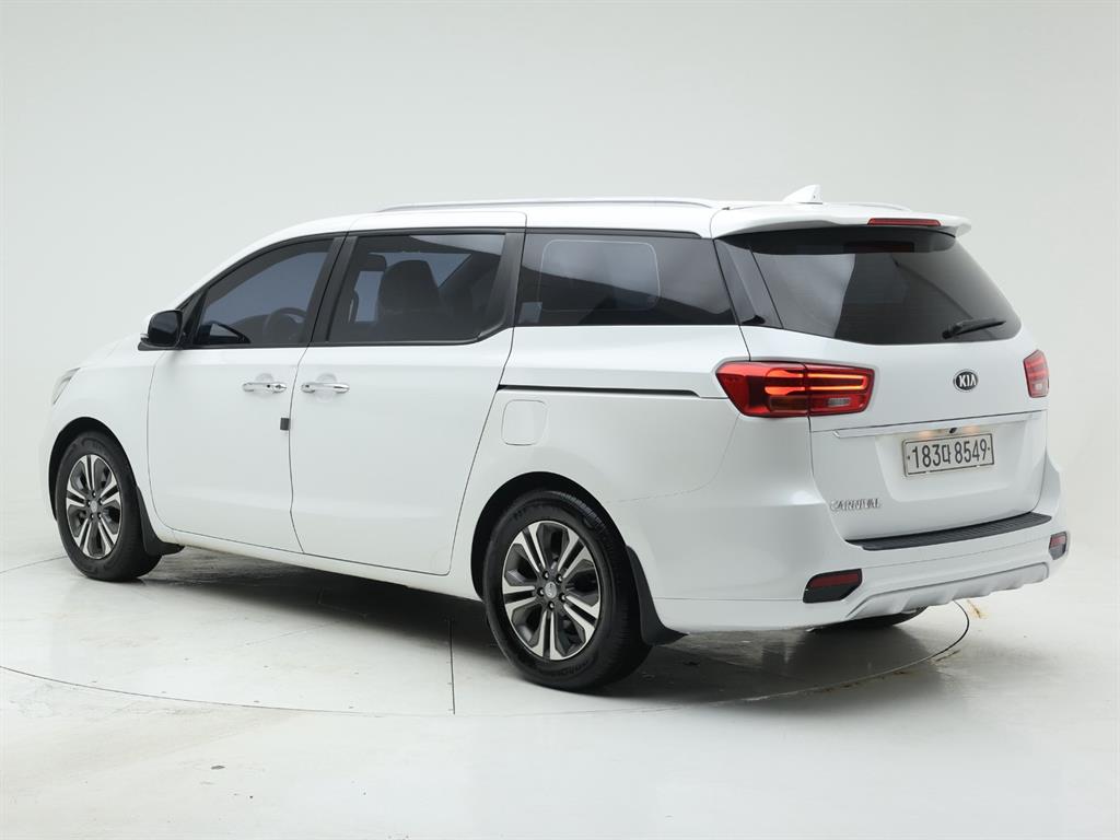 기아 더 뉴카니발 9인승 디젤 럭셔리 - 이미지 10