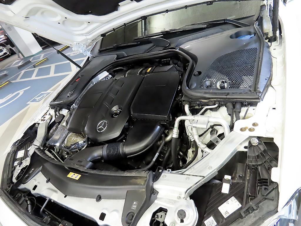 벤츠 E클래스(5세대) E220d 4매틱 익스클루시브 - 이미지 8