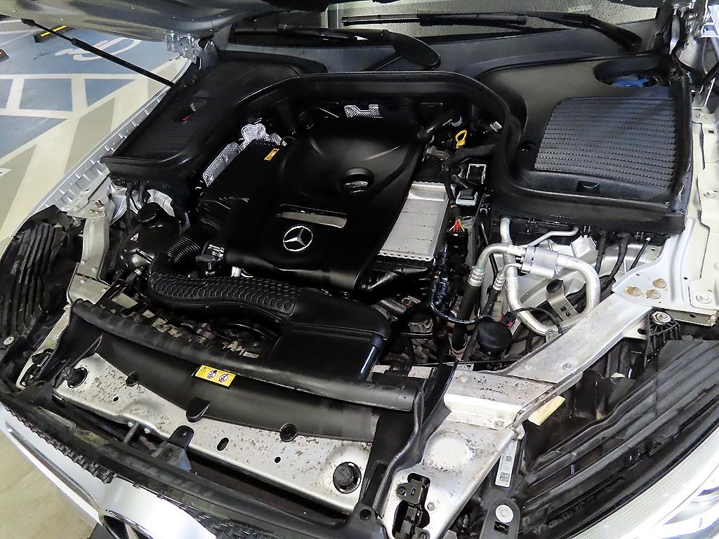 벤츠 GLC클래스 GLC 300 4매틱 쿠페 - 이미지 17