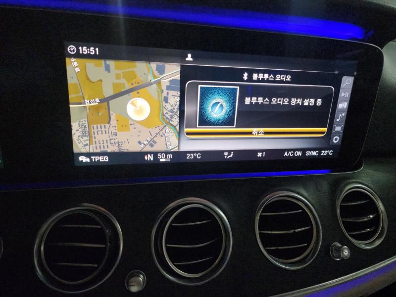 벤츠 E클래스(5세대) E300 아방가르드 - 이미지 8