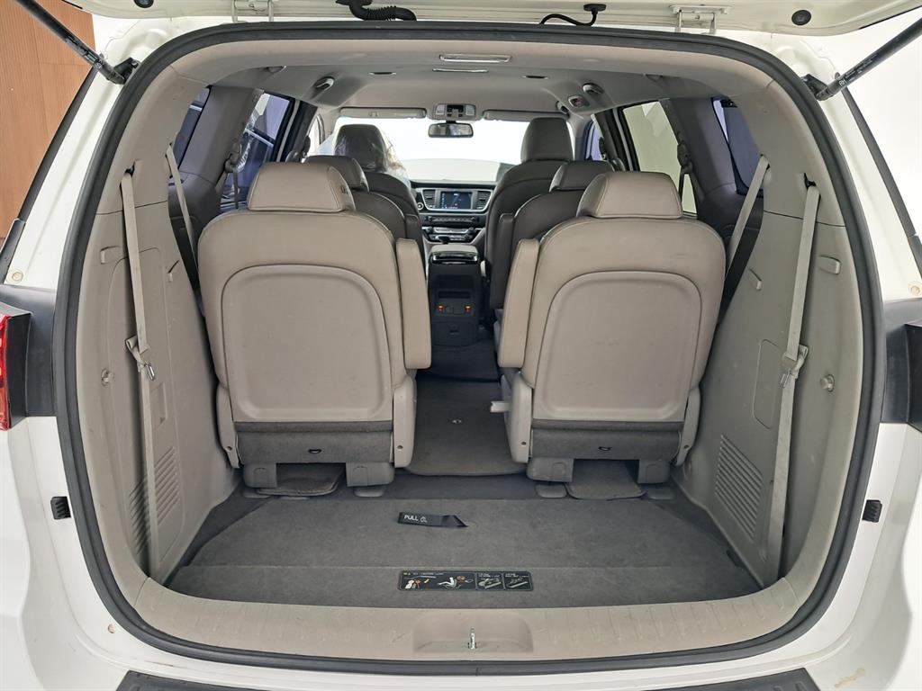 기아 더 뉴카니발 9인승 디젤 프레스티지