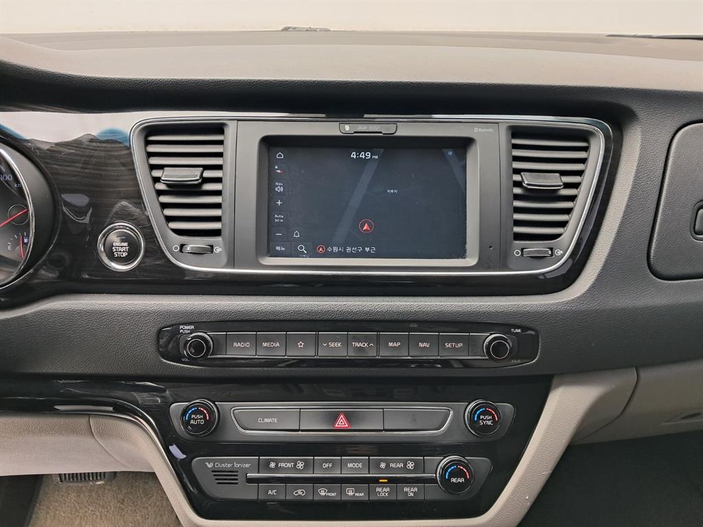 기아 더 뉴카니발 9인승 디젤 프레스티지 - 이미지 4