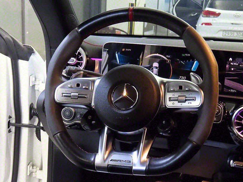 벤츠 CLA클래스(2세대) CLA 45 AMG S 4매틱+ - 이미지 19