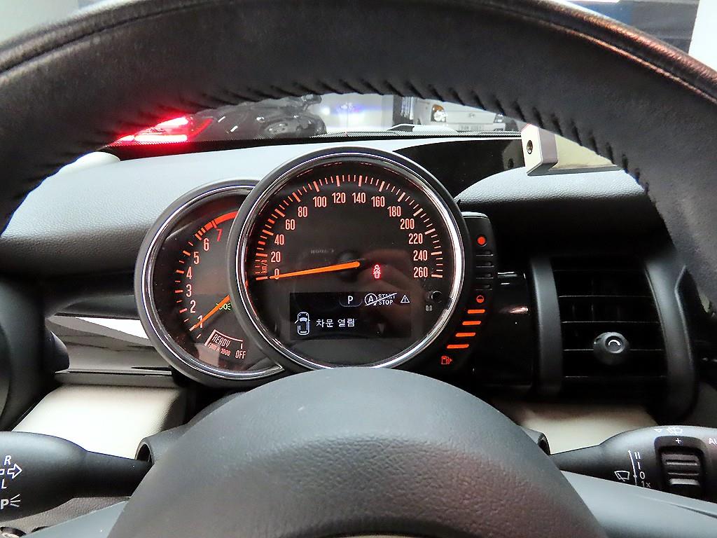 미니 쿠퍼(3세대) 1.5 얼그레이 - 이미지 12