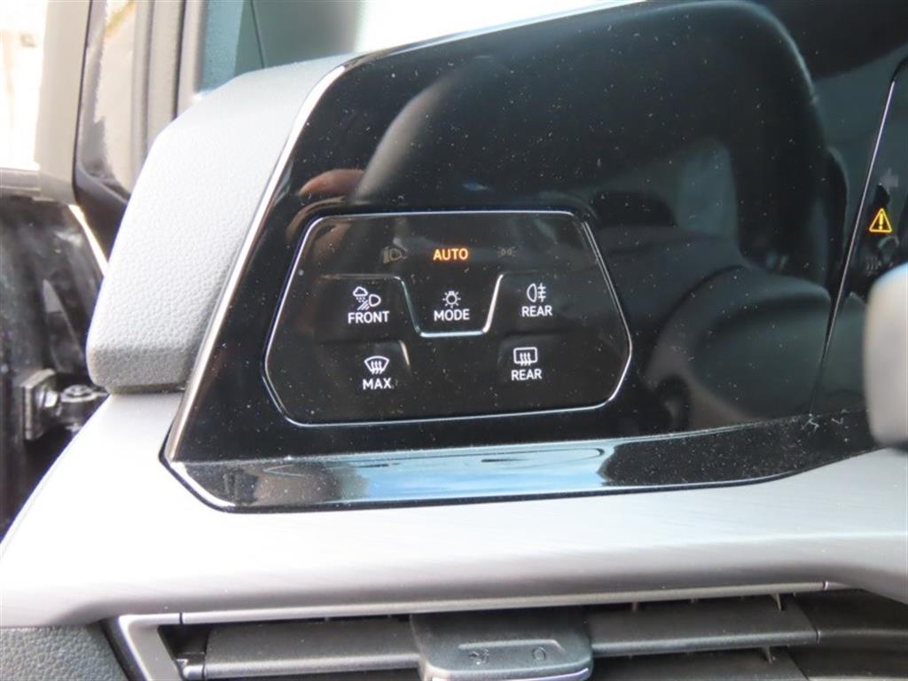 폭스바겐 골프(8세대) 2.0 TDI 프레스티지 - 이미지 14