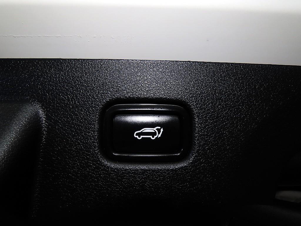 기아 디 올뉴스포티지 1.6 가솔린 2WD 시그니처 - 이미지 8