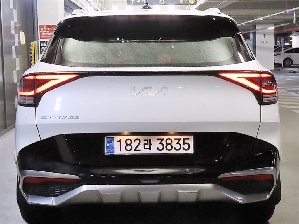 기아 디 올뉴스포티지 1.6 가솔린 2WD 시그니처 - 이미지 13