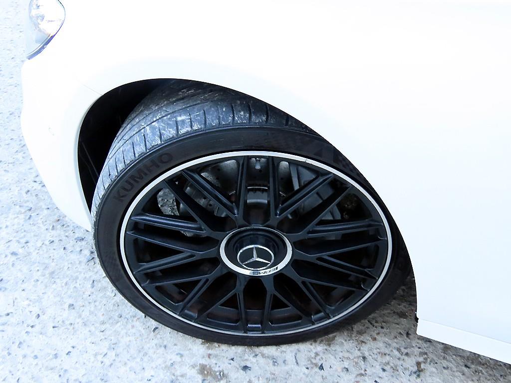 벤츠 E클래스(5세대) E300 4매틱 AMG 라인 - 이미지 11