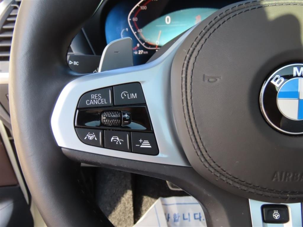 BMW X4(2세대) 20d xDrive M스포츠 X - 이미지 10