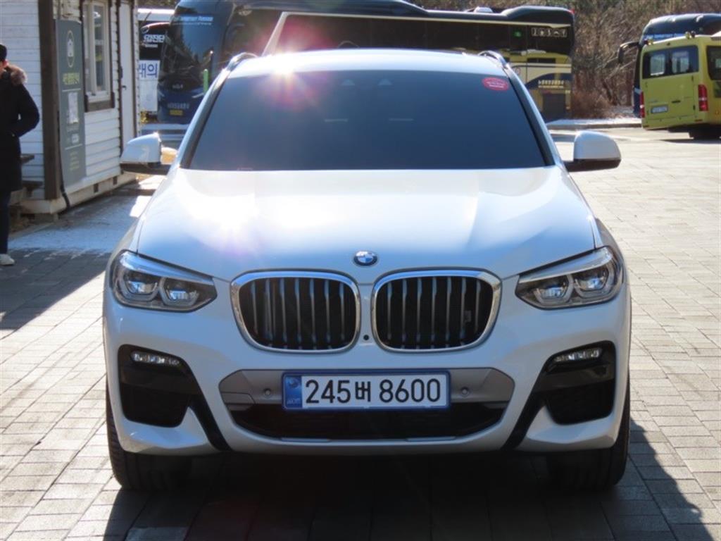 BMW X4(2세대) 20d xDrive M스포츠 X - 이미지 3