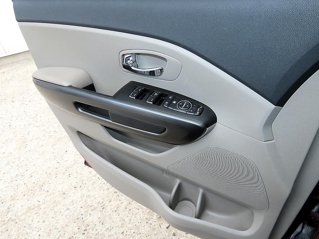 기아 더 뉴카니발 9인승 디젤 럭셔리 - 이미지 2