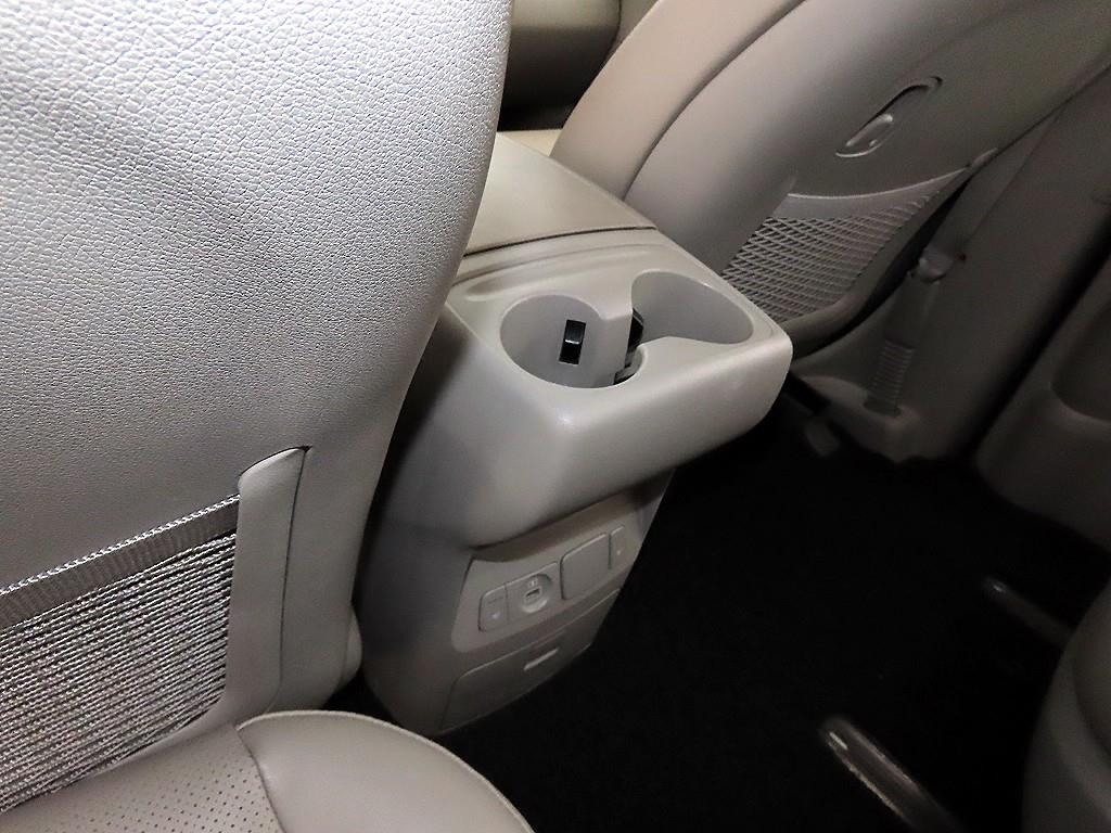 기아 더 뉴카니발 9인승 디젤 럭셔리 - 이미지 19