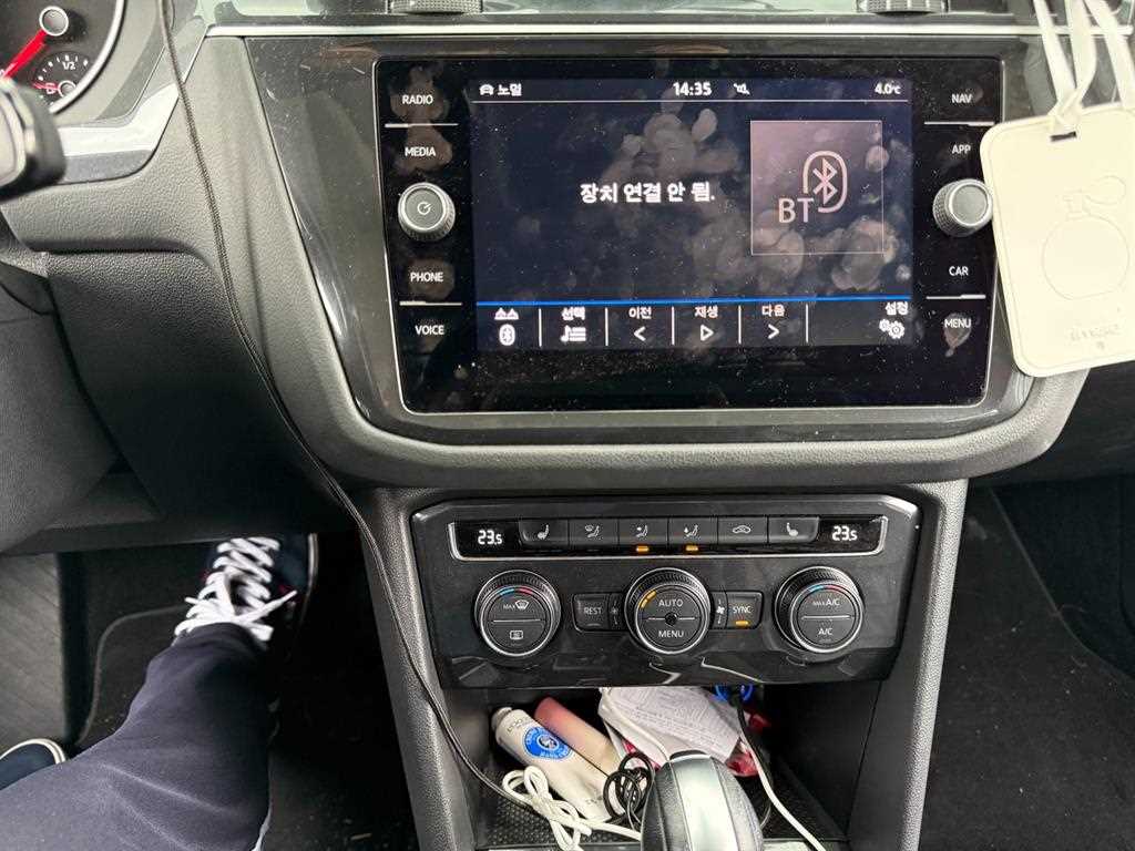 폭스바겐 티구안(2세대) 2.0 TDI 프리미엄 - 이미지 9