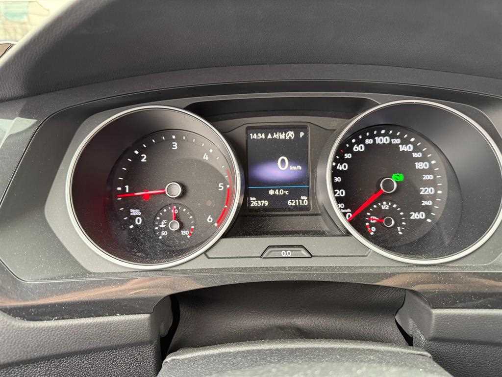 폭스바겐 티구안(2세대) 2.0 TDI 프리미엄