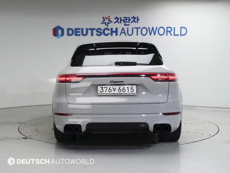 포르쉐 카이엔(3세대) 3.0 HEV