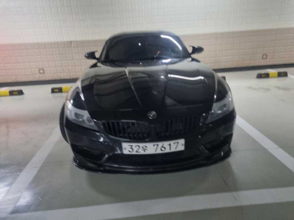 BMW Z4(2세대) 35is sDrive - 이미지 6