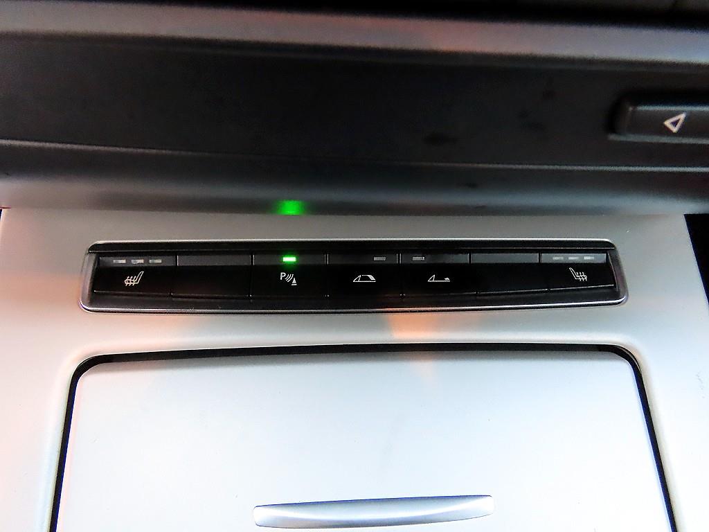 BMW Z4(2세대) 30i sDrive - 이미지 5