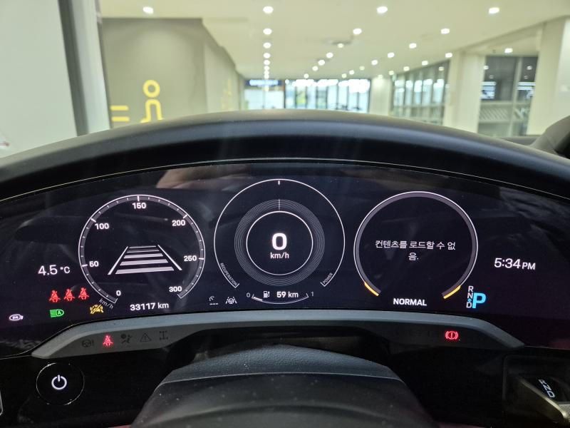 포르쉐 타이칸 EV GTS - 이미지 4