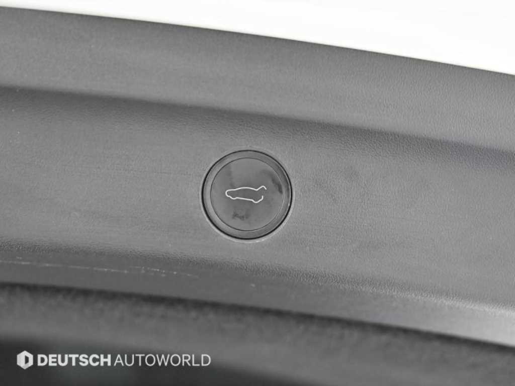 테슬라 모델 Y AWD 롱 레인지 - 이미지 20