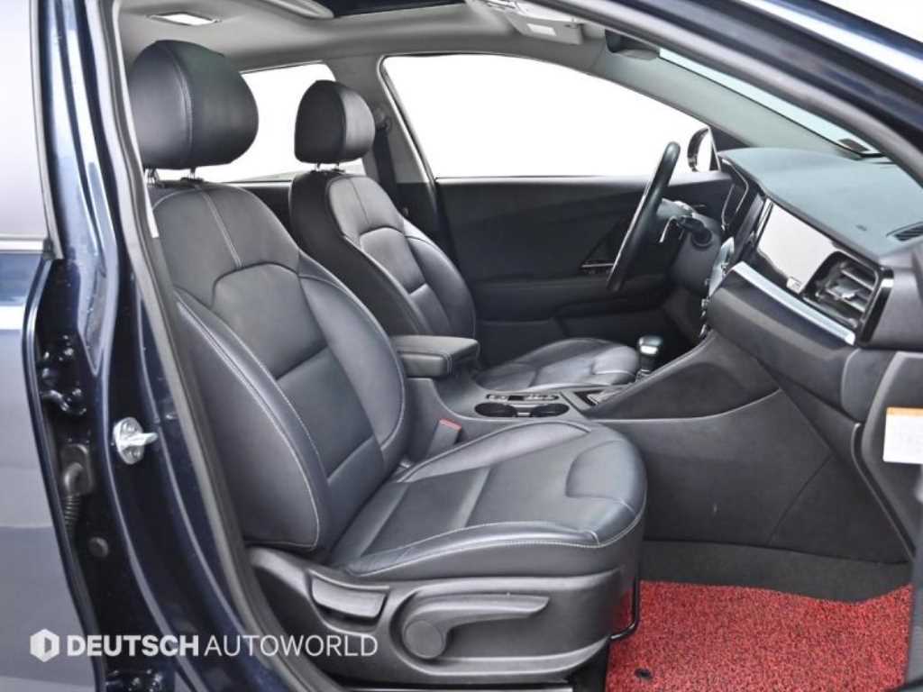 기아 더 뉴니로 1.6 GDI PHEV 노블레스 스페셜 - 이미지 8