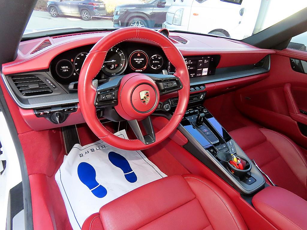 포르쉐 911(992) 카레라 S - 이미지 18