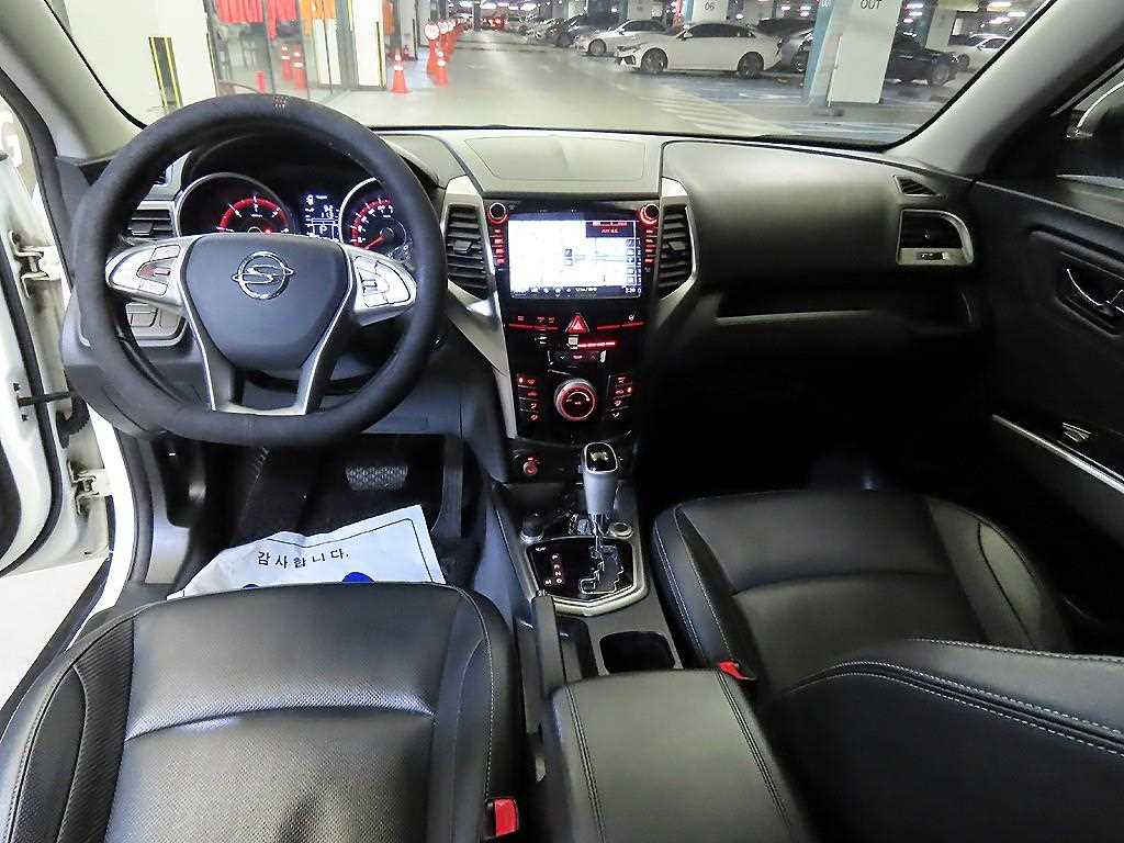 KG모빌리티(쌍용) 티볼리 디젤 2WD VX - 이미지 5