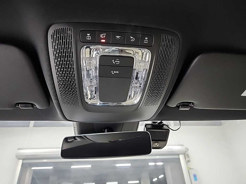 벤츠 A클래스(4세대) A220 해치백 - 이미지 9