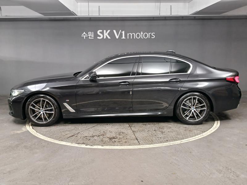 BMW 5시리즈(7세대) 520i M 스포츠팩 - 이미지 14